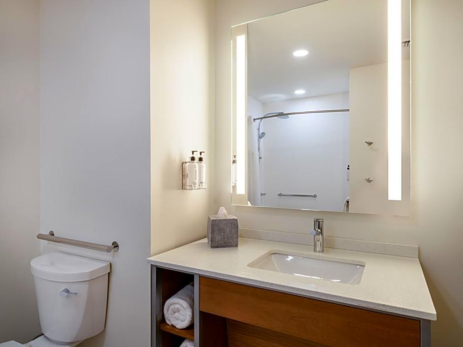 EVEN Hotel Miami - Doral by IHG