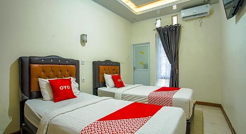 Capital O 90643 Suri Guest House Syariah