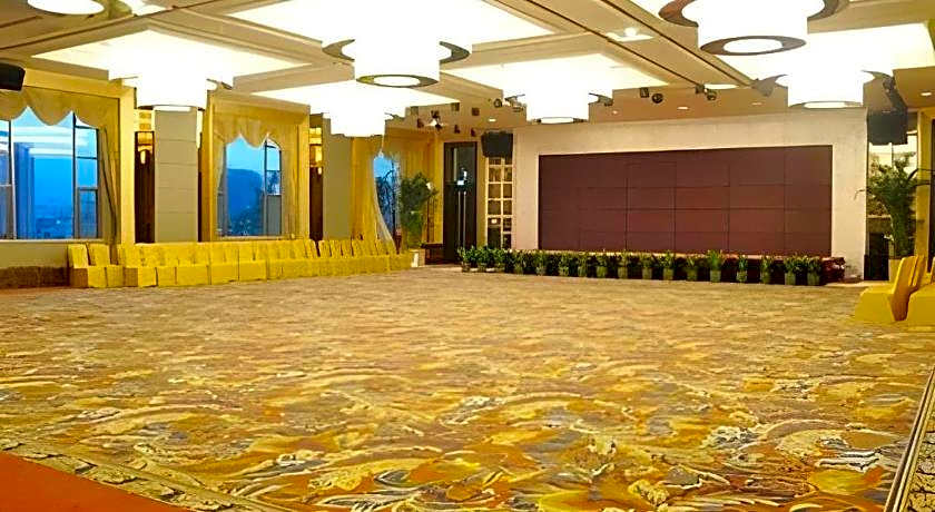 Country Garden Phoenix Hotel YunFu