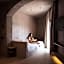Medusa Luxury Suites