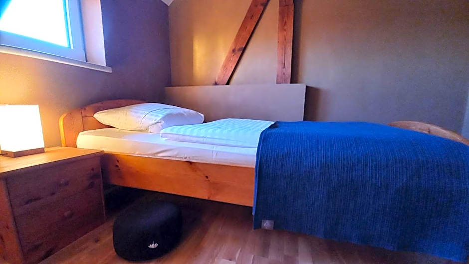 Triskele Haus - Ökologisches Gästehaus der Heilstätte Strelitz