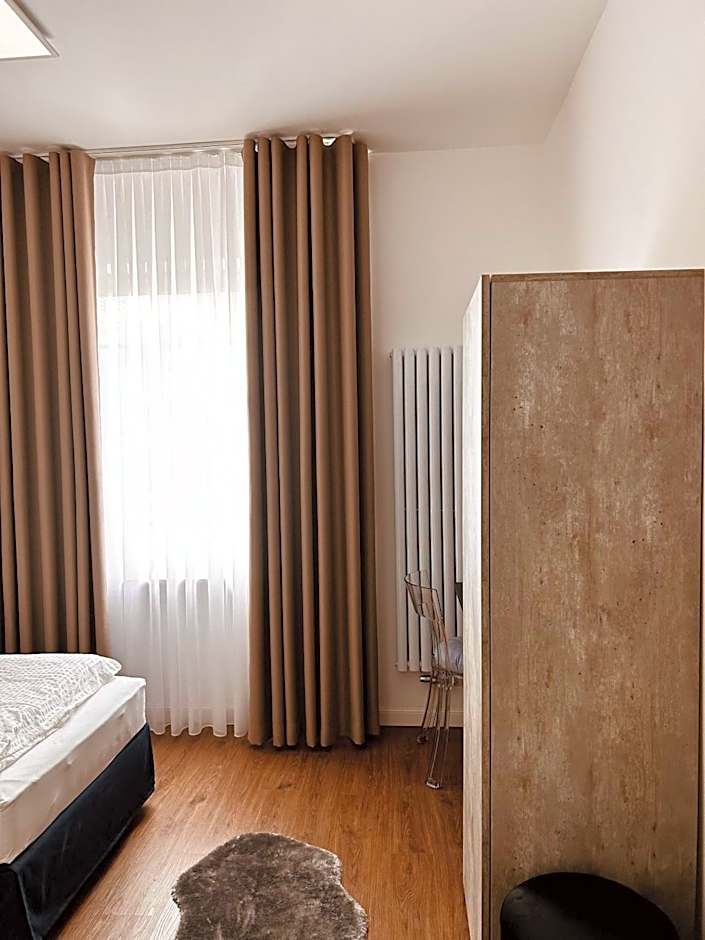 Pension und Location Cham