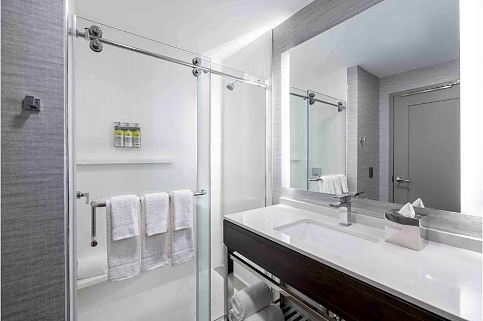 Staybridge Suites Boston Logan Airport - Revere By IHG