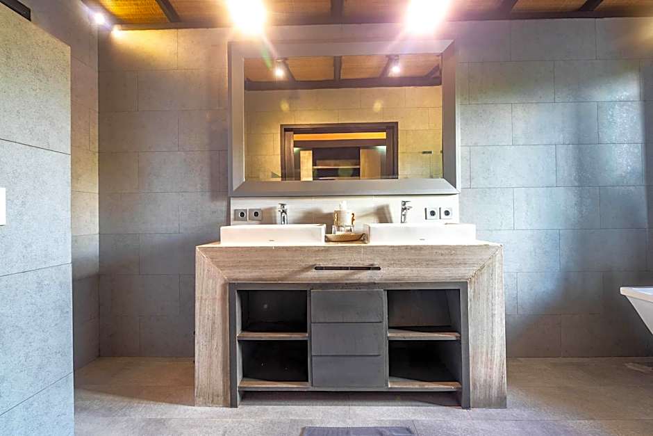 Surya Melasti Beach Villa