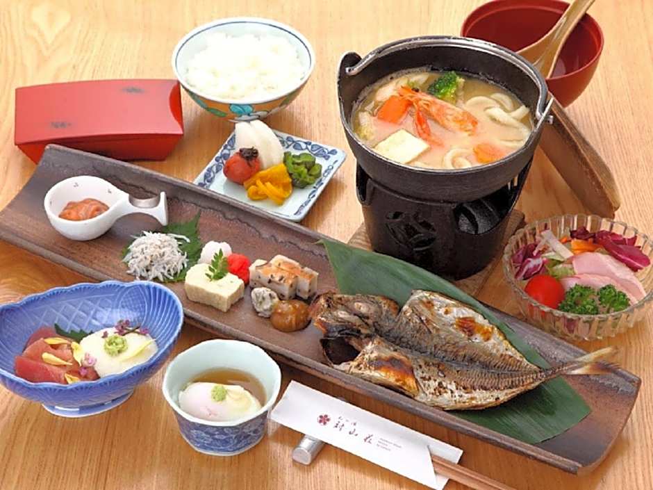 AKARI et KAORI formerly Taizanso