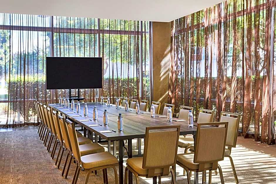 AC Hotel by Marriott Irvine