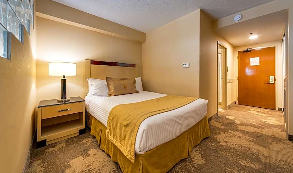 Monte Carlo Inn & Suites Downtown Markham