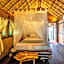Flower Bud Bungalow Balangan