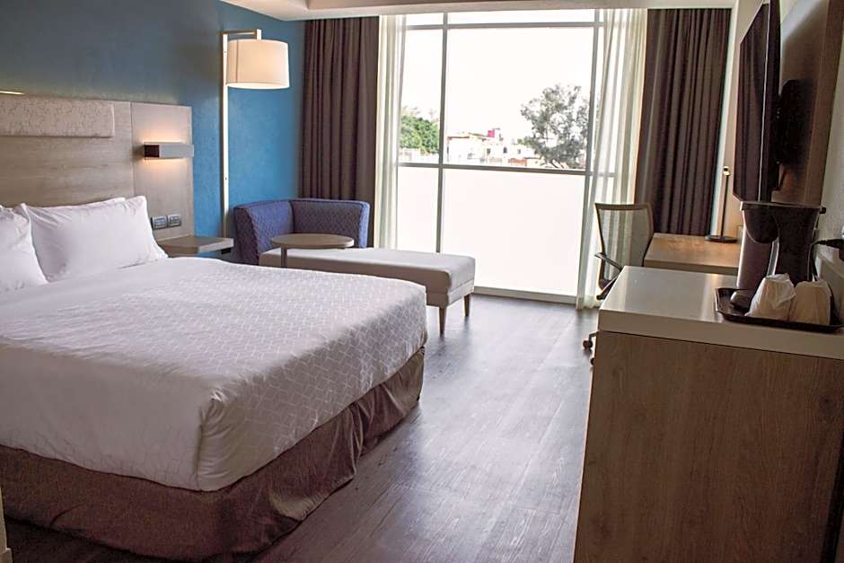 Holiday Inn Express Guadalajara Expo By IHG