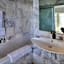 Sea Star Lodge