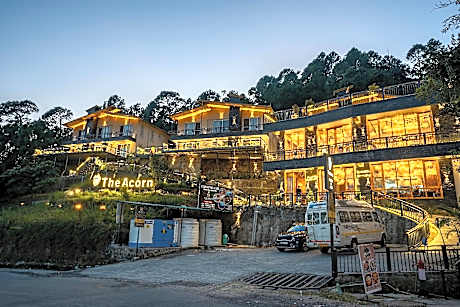 The Acorn Reosrt - JVR Stays