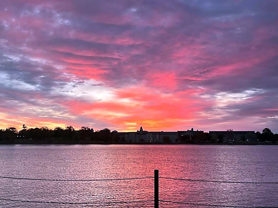 Holiday Inn Kingston - Waterfront By IHG