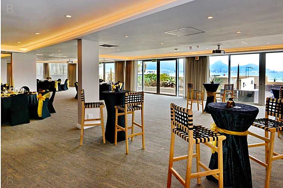 Lagoon Beach Hotel Apartments
