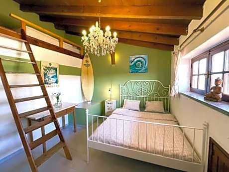 Da Silva Surfcamp- 3 Bettzimmer mit Frühstück