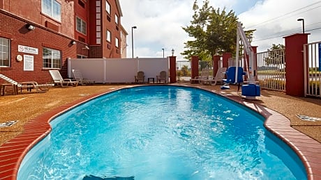 Best Western Plus Olive Branch Hotel & Suites