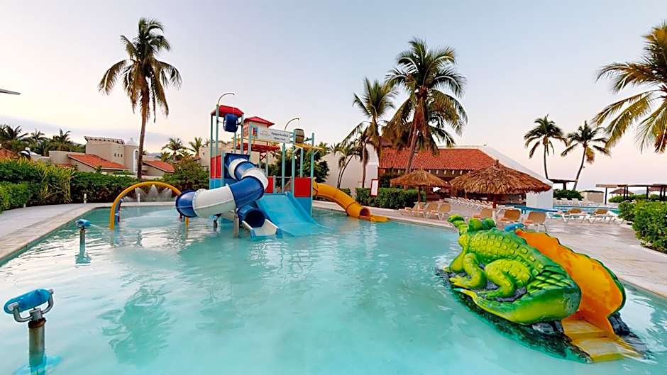 Park Royal Beach Ixtapa - All Inclusive