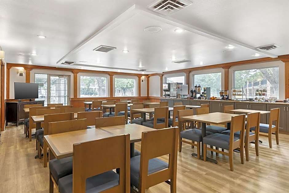 Best Western Plus Burley Inn & Convention Center