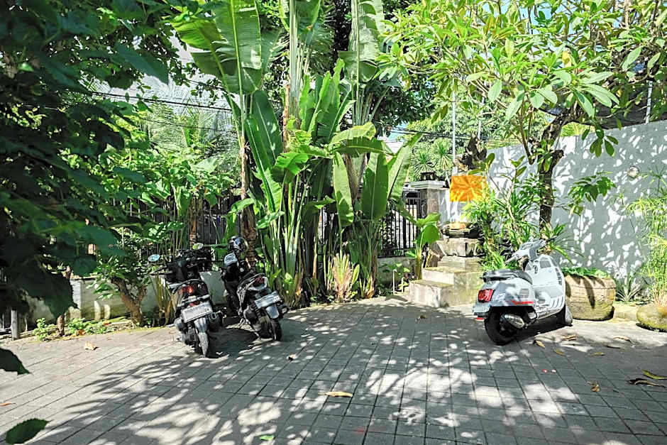 Urbanview Hotel Wayan Mansion