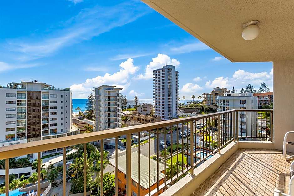 Rainbow Commodore Coolangatta