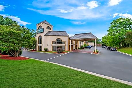 Quality Inn Fort Mill near Carowinds Blvd.