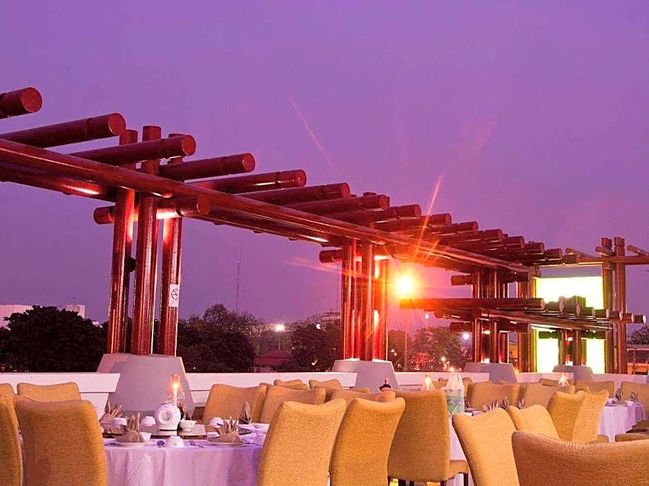 Wangchan Riverview Hotel