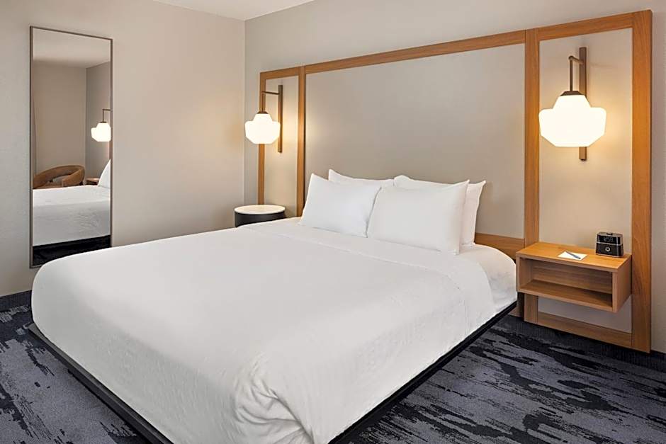 Fairfield Inn & Suites by Marriott Columbus East