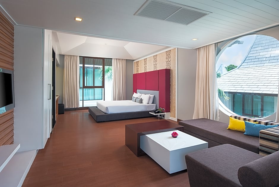 Z Through By The Zign Hotel