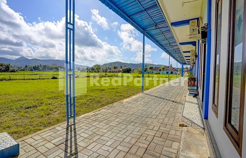 Hotel Miranda Bawean Mitra RedDoorz