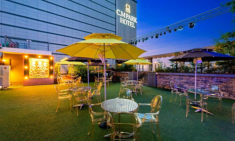 CM Park Hotel
