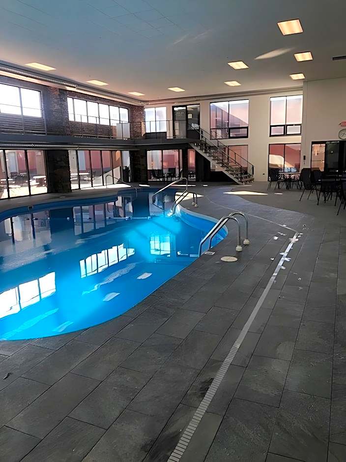 Boarders Inn & Suites by Cobblestone Hotels - Grand Island