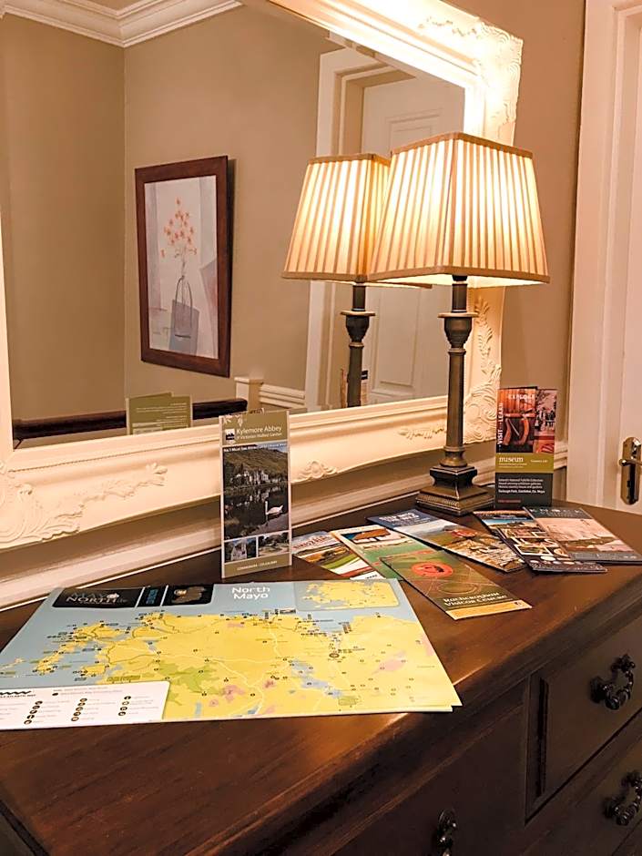 Hillcrest farmhouse Bed & Breakfast