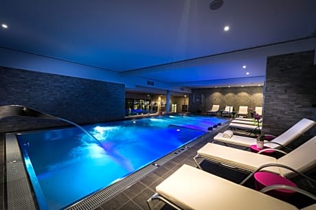 Hôtel Restaurant Athena Spa