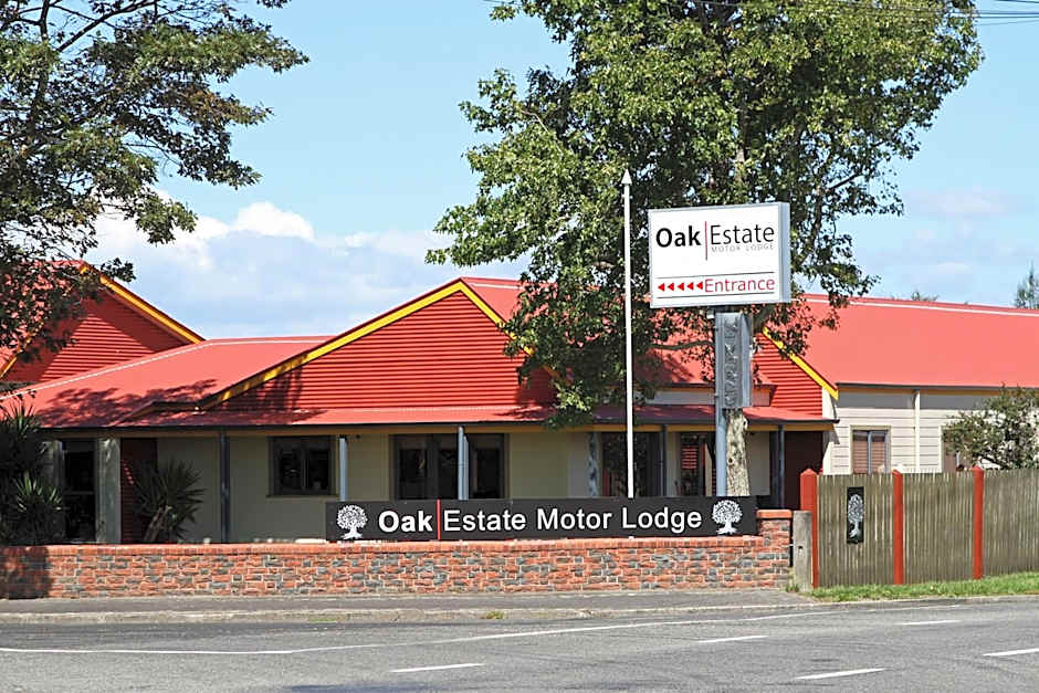 Oak Estate Motor Lodge
