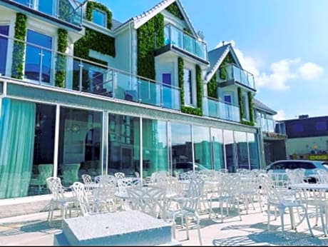 Newquay Beach Hotel