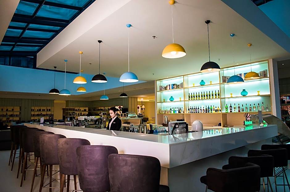 Garden Lane Meilan Airport