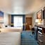 Days Inn & Suites by Wyndham Anaheim At Disneyland Park