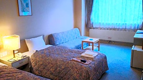Twin Room - Smoking