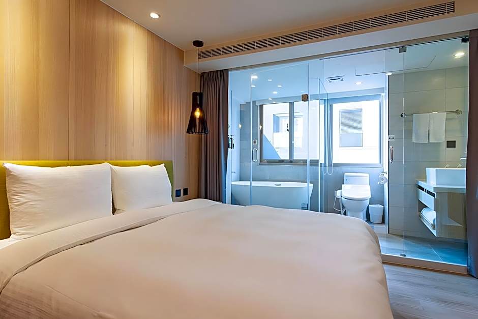 Green Hotel - West District