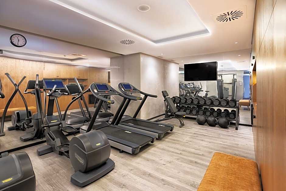 Four Points by Sheraton Matosinhos