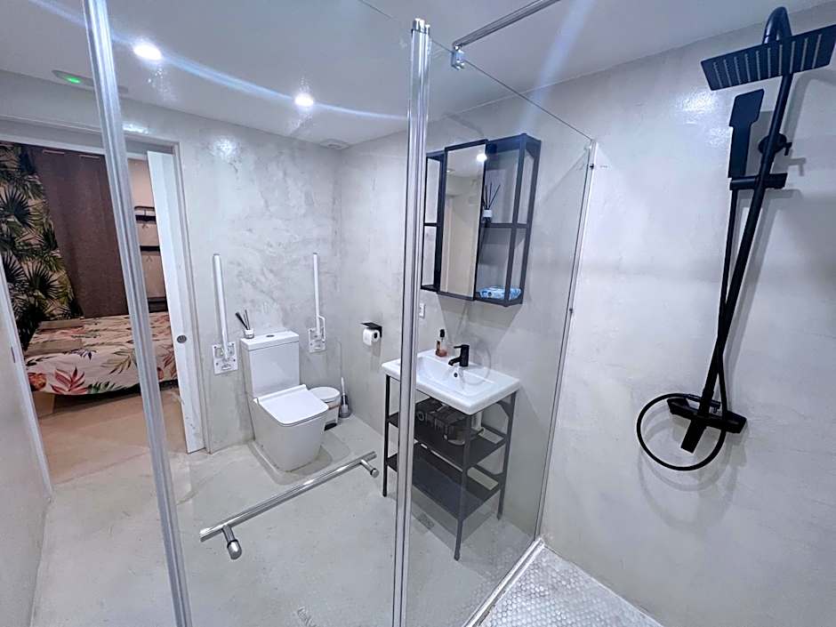 HUG HOTEL2022