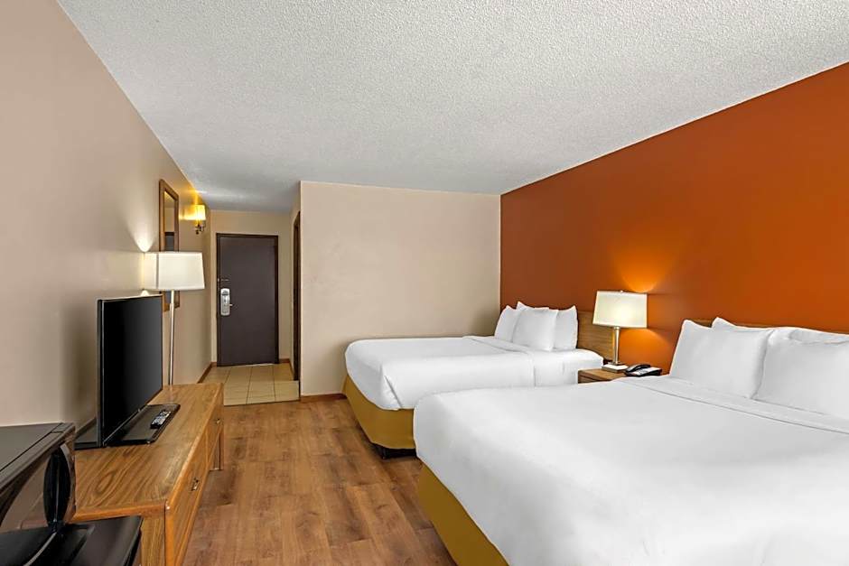 Econo Lodge Manistee