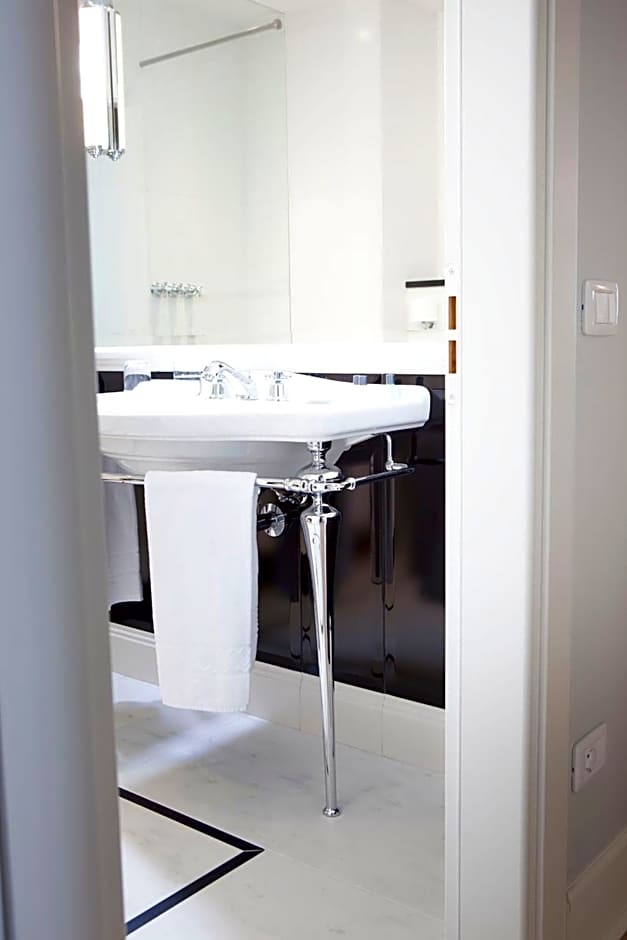 Hotel Riviera & Maximilian's