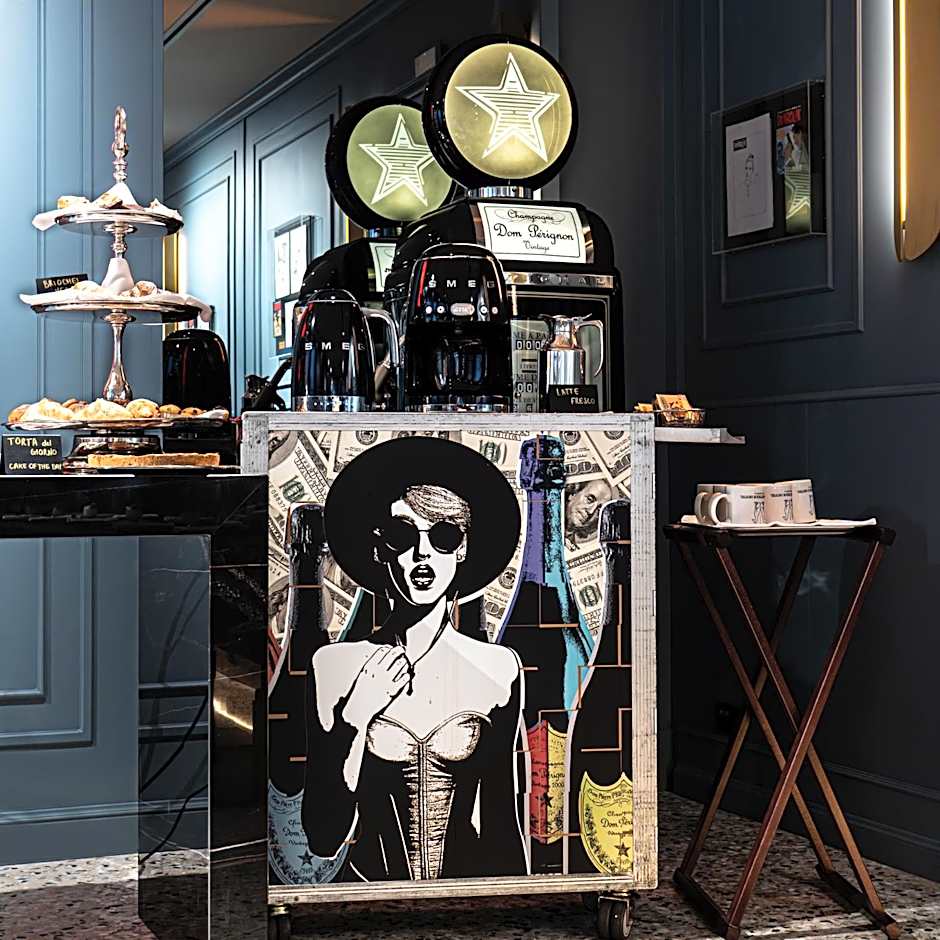 The Glam Boutique Hotel & Apt