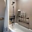 Oshkosh Marriott Waterfront Hotel & Convention Center