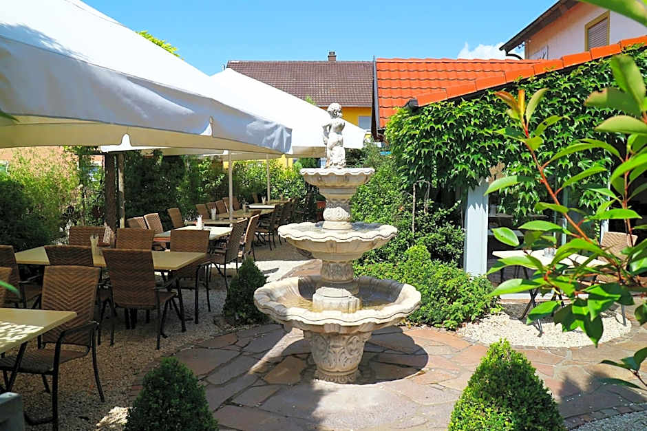 Hotel - Restaurant Hirschen - Werneths Landgasthof beim Europa- Park Rust