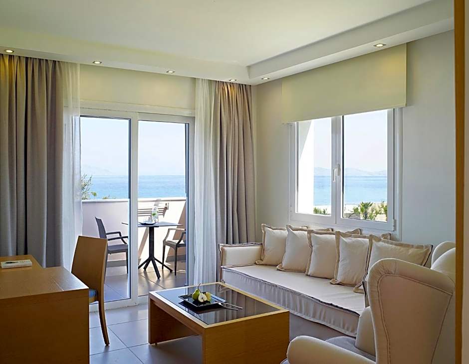 Atlantica Marmari Palace