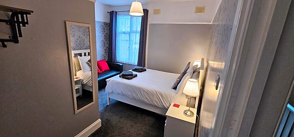 The Roslyn Guest House