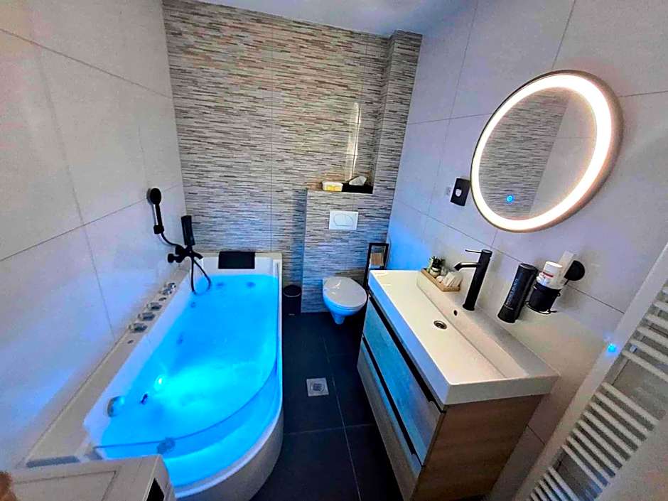 Arcobaleno Apartments & Rooms