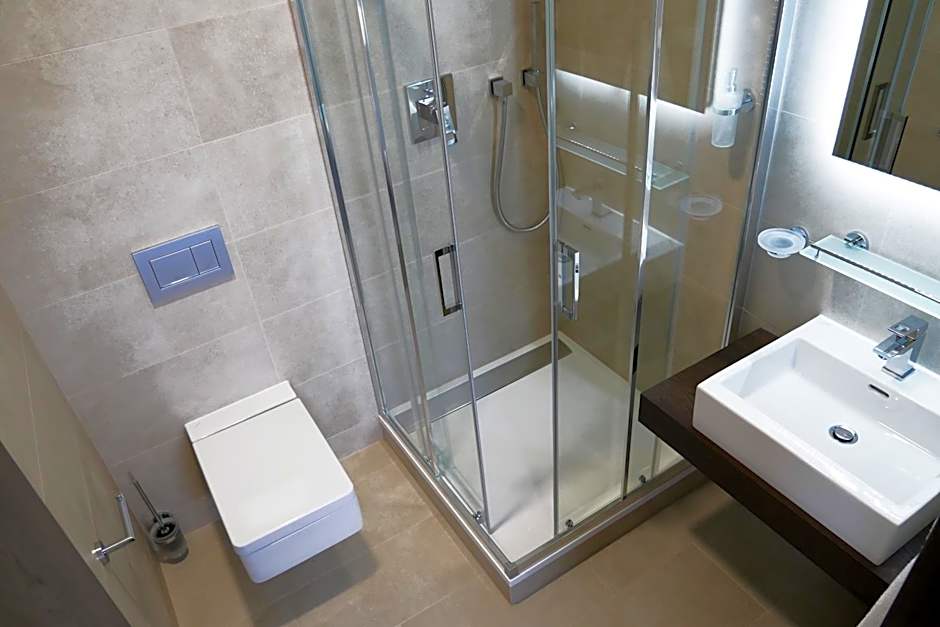 Hotel Harmony Medical & Wellness-Free Parking, 1,8km from the center