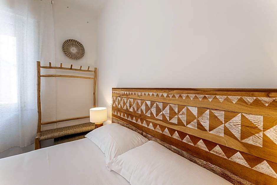 Travel B&B